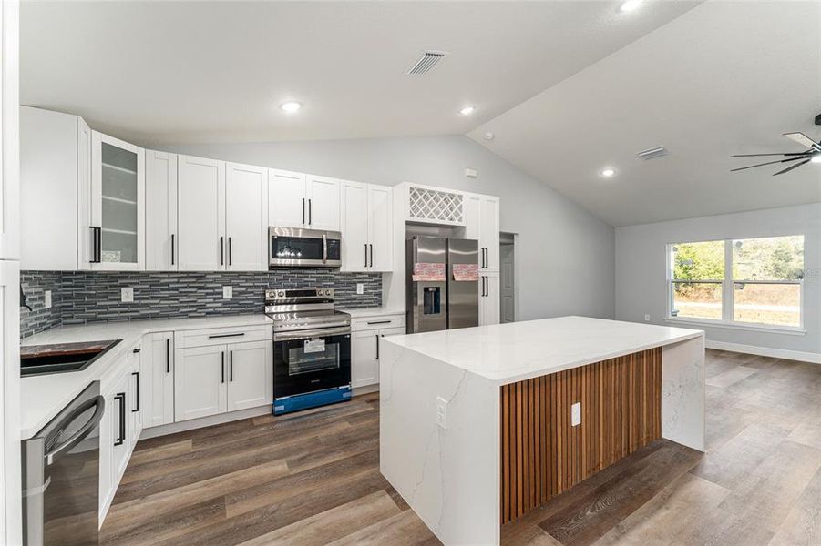 Furnished interior view inside a new home in , Dunnellon (Image 12).