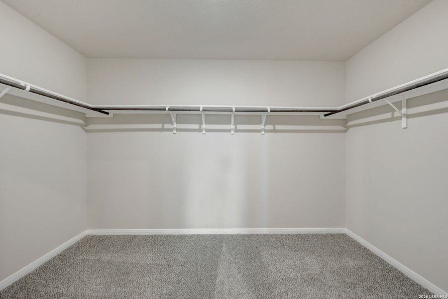 Spacious, unfurnished interior of a new home in Greenspoint Heights, Seguin (Image 24).