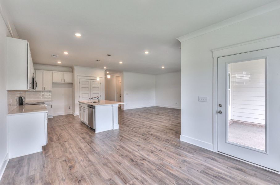 *Photo of Cleveland Plan. Design Features may vary per community.