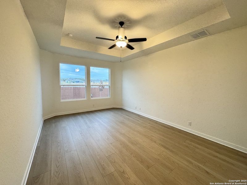 Spacious, unfurnished interior of a new home in , Castroville (Image 12).