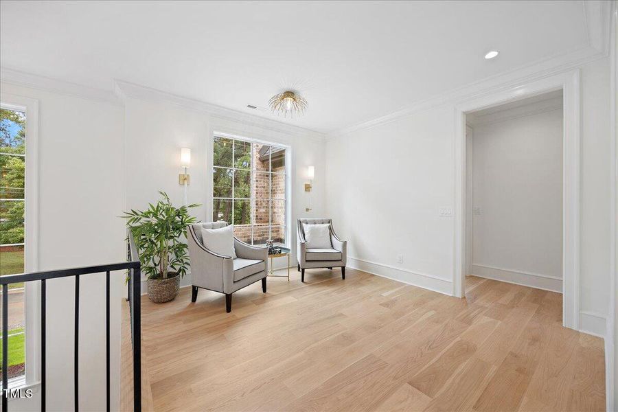 069-2A1A8380 069-2A1A8380