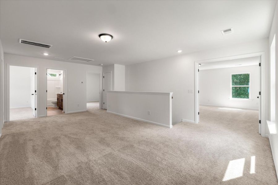 Spacious, unfurnished interior of a new home in Oakley Pointe, Moncks Corner (Image 22). Spacious, unfurnished interior of a new home in Oakley Pointe, Moncks Corner (Image 22).