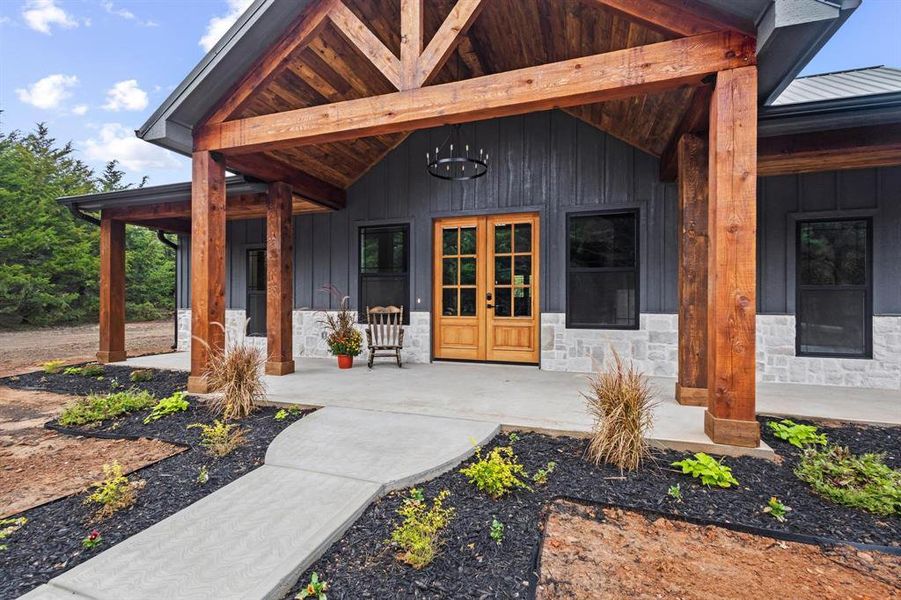 Exterior details and patio area of a home in , Bonham (Image 4).