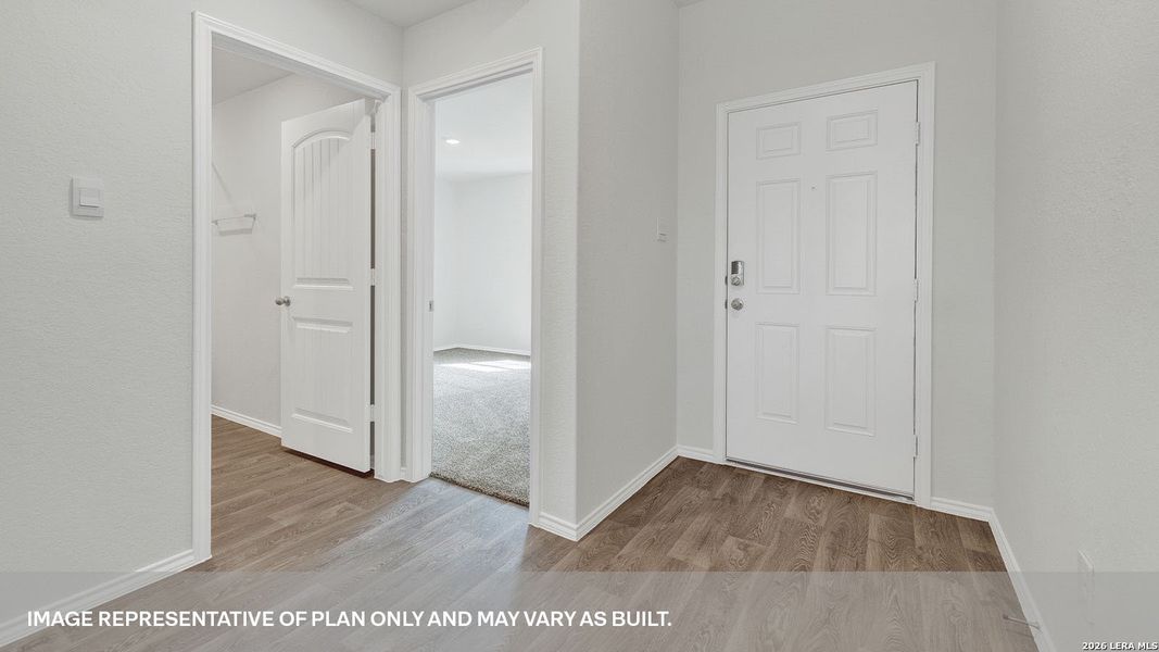 Spacious, unfurnished interior of a new home in Arroyo Ranch, Seguin (Image 20). Spacious, unfurnished interior of a new home in Arroyo Ranch, Seguin (Image 20).