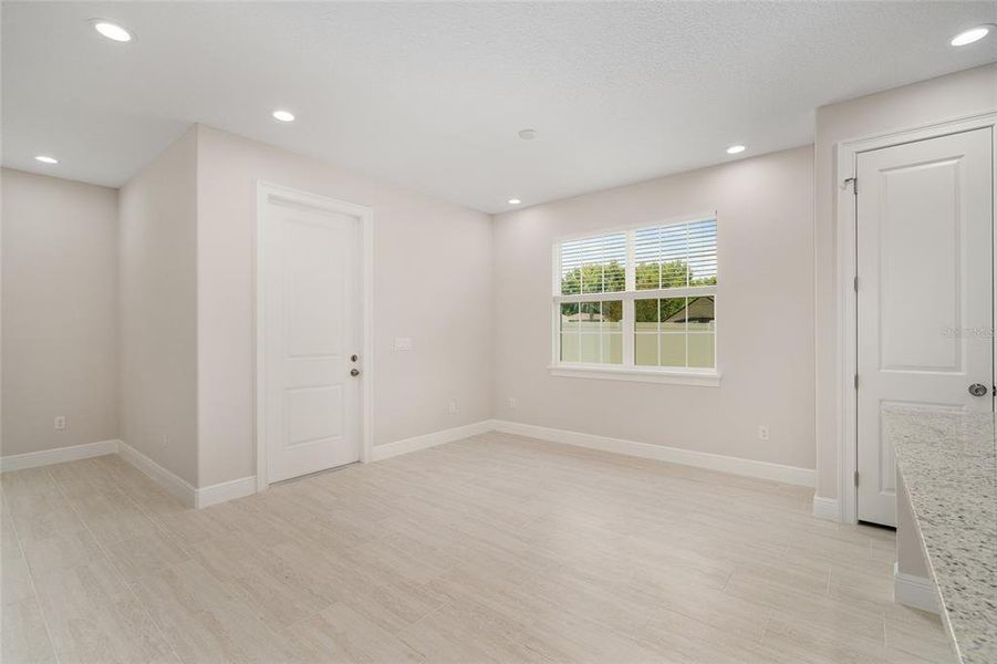 Spacious, unfurnished interior of a new home in , Summerfield (Image 20).