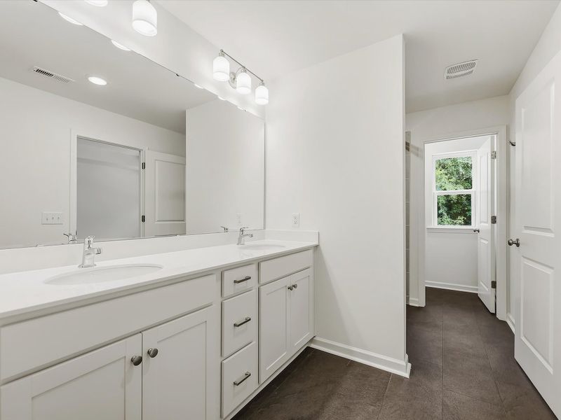 Owner's Bath Owner's Bath