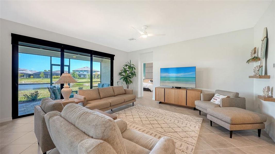 Furnished interior view inside a new home in , Venice (Image 8).