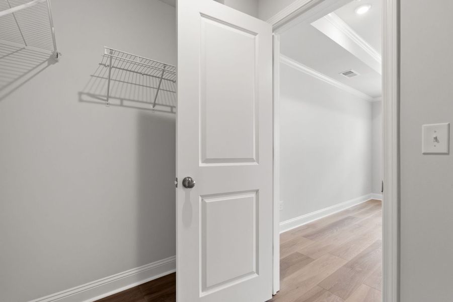 Spacious, unfurnished interior of a new home in Lakeside Townes at Riverlights, Wilmington (Image 31). Spacious, unfurnished interior of a new home in Lakeside Townes at Riverlights, Wilmington (Image 31).