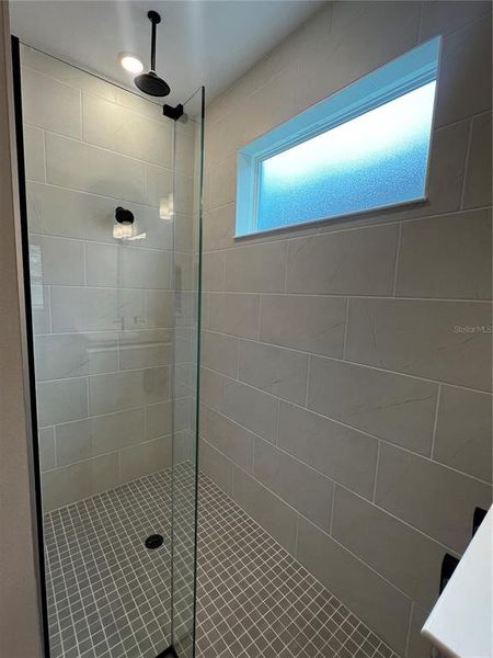 Spacious, unfurnished interior of a new home in Hills of Minneola, Minneola (Image 18).