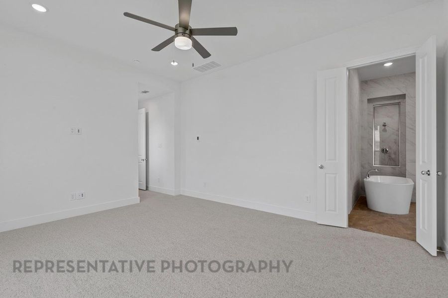 Spacious, unfurnished interior of a new home in Riceland, Mont Belvieu (Image 24).