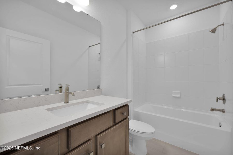 Furnished interior view inside a new home in Bradley Creek, Green Cove Springs (Image 15).