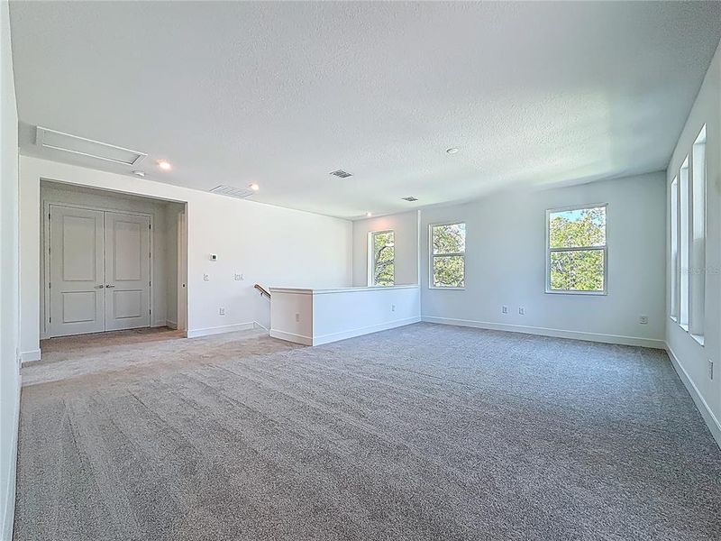 Spacious, unfurnished interior of a new home in , Tampa (Image 56). Spacious, unfurnished interior of a new home in , Tampa (Image 56).