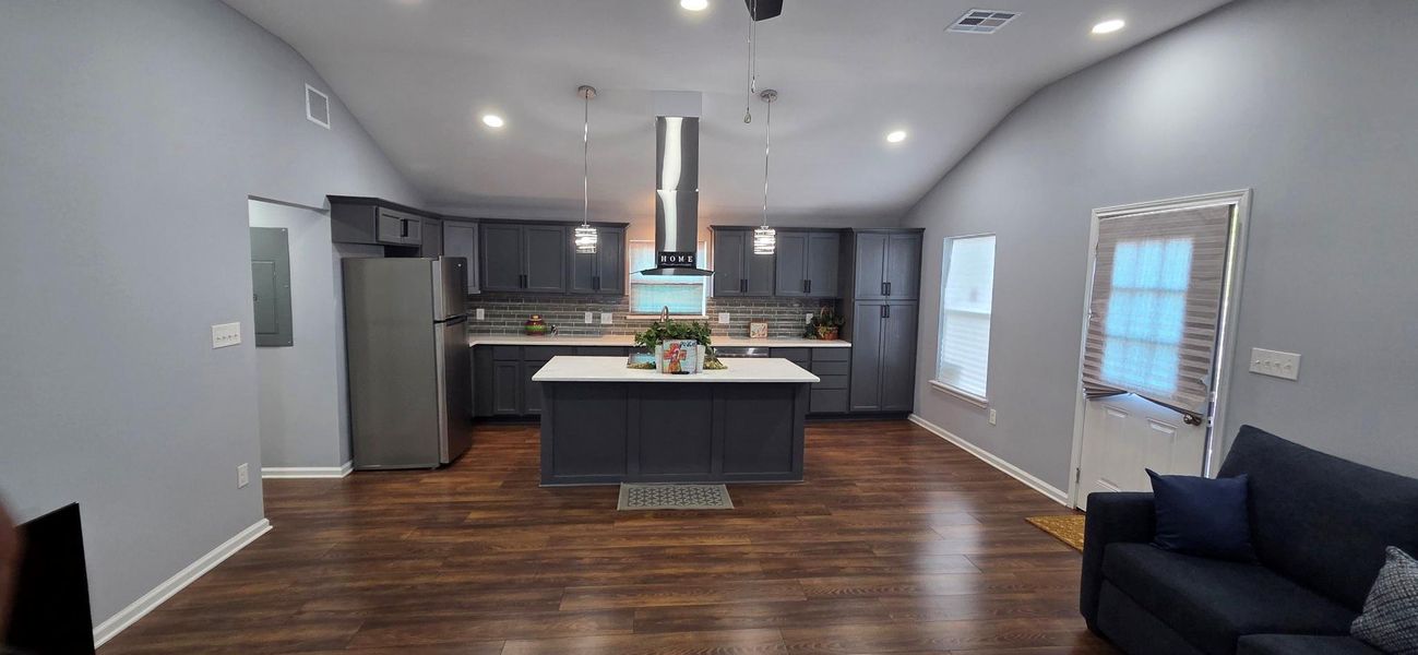 Furnished interior view inside a new home in , Navasota (Image 6).