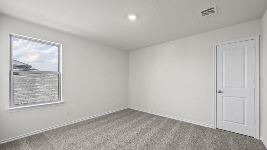 Spacious, unfurnished interior of a new home in Elevon, Lavon (Image 22).