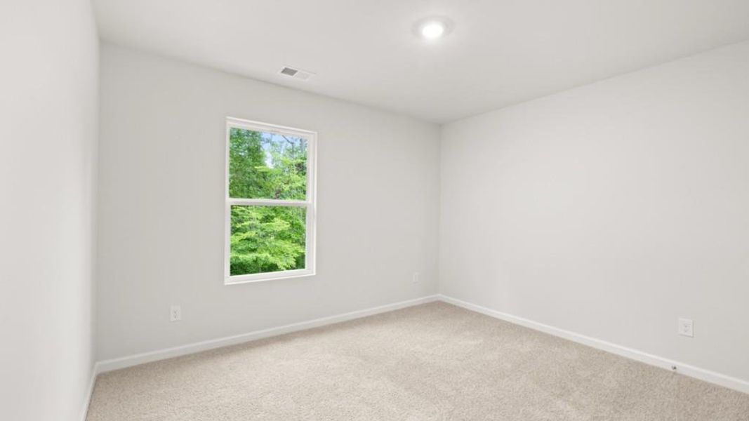Spacious, unfurnished interior of a new home in Fairhaven, Lithia Springs (Image 21).