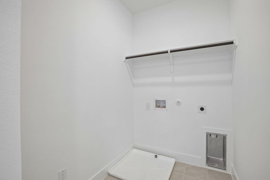 Spacious, unfurnished interior of a new home in Freedom at Anthem, Kyle (Image 17). Spacious, unfurnished interior of a new home in Freedom at Anthem, Kyle (Image 17).