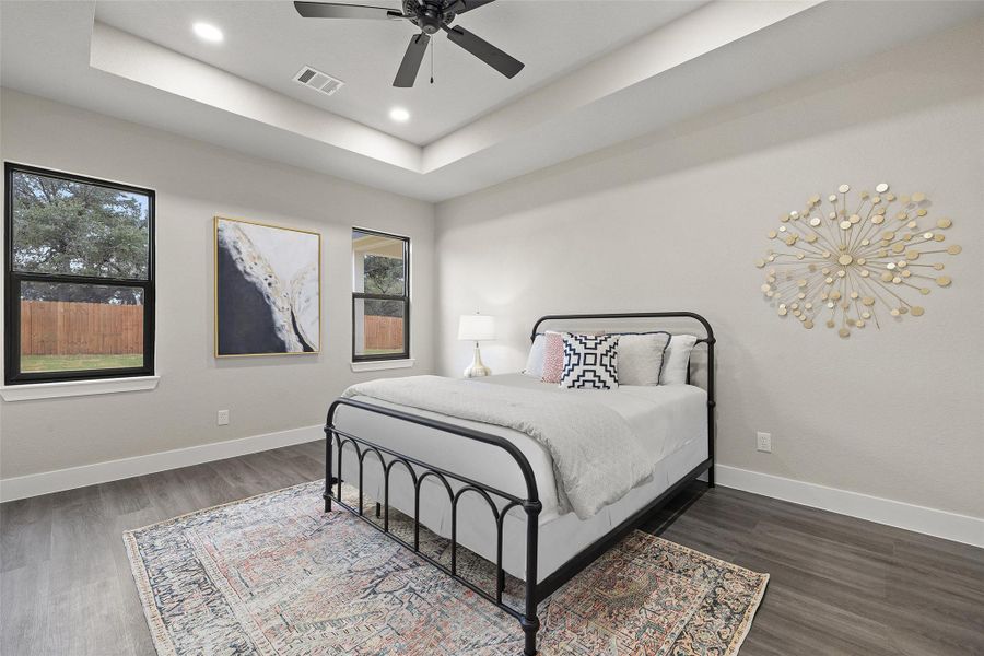 Please note: Photos shown are not of the actual homes but are of the same floorplan. Finishes and features may vary.