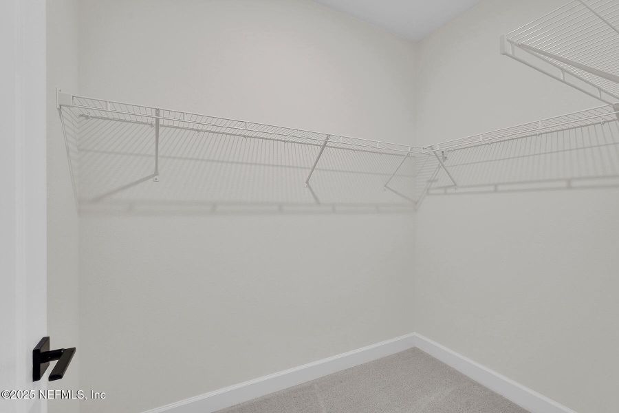 Image 18 of a home in Jennings Farm.