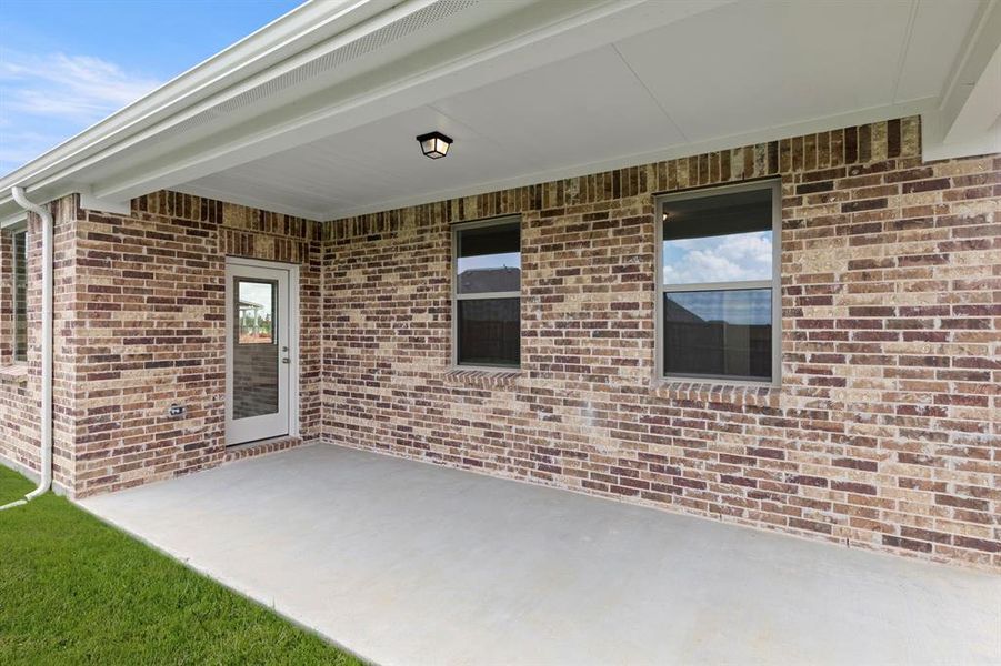 25. 3212 Red Hill - Patio 25. 3212 Red Hill - Patio