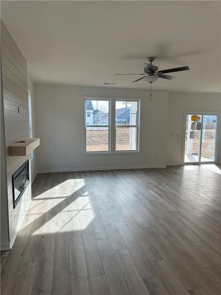 Spacious, unfurnished interior of a new home in Brownstone Park, Easley (Image 8). Spacious, unfurnished interior of a new home in Brownstone Park, Easley (Image 8).