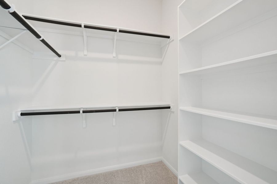 Spacious, unfurnished interior of a new home in Village at Three Oaks, Seguin (Image 49).