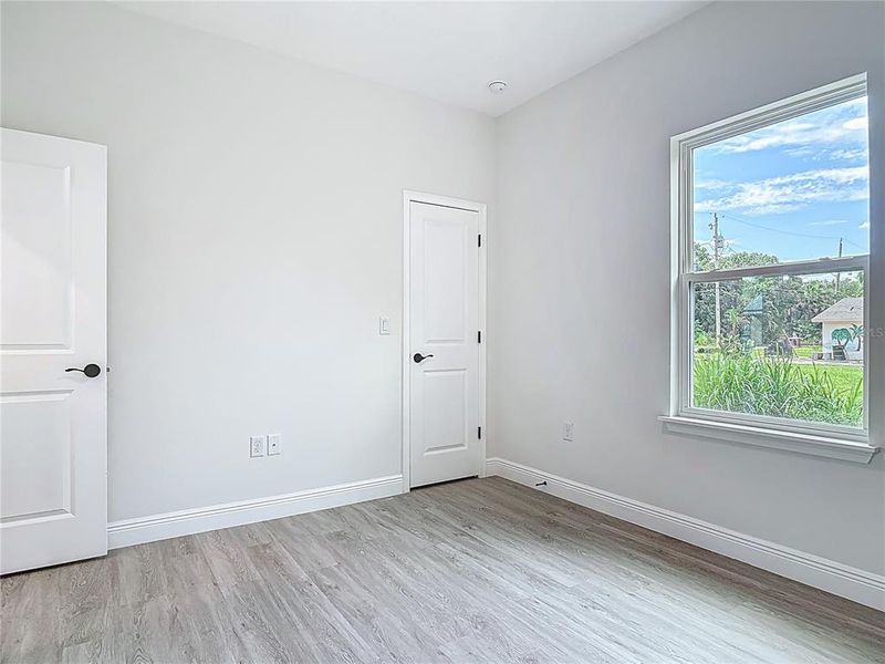 Spacious, unfurnished interior of a new home in , Sanford (Image 19).