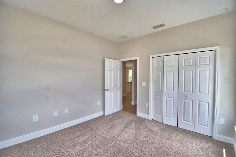 Spacious, unfurnished interior of a new home in , Winter Haven (Image 38).