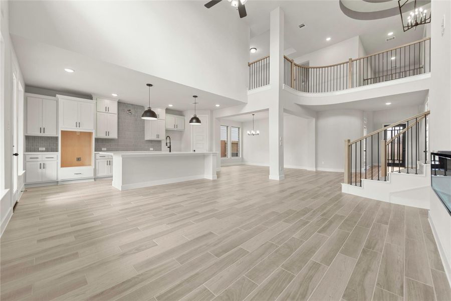 Spacious, unfurnished interior of a new home in Candela, Richmond (Image 12).