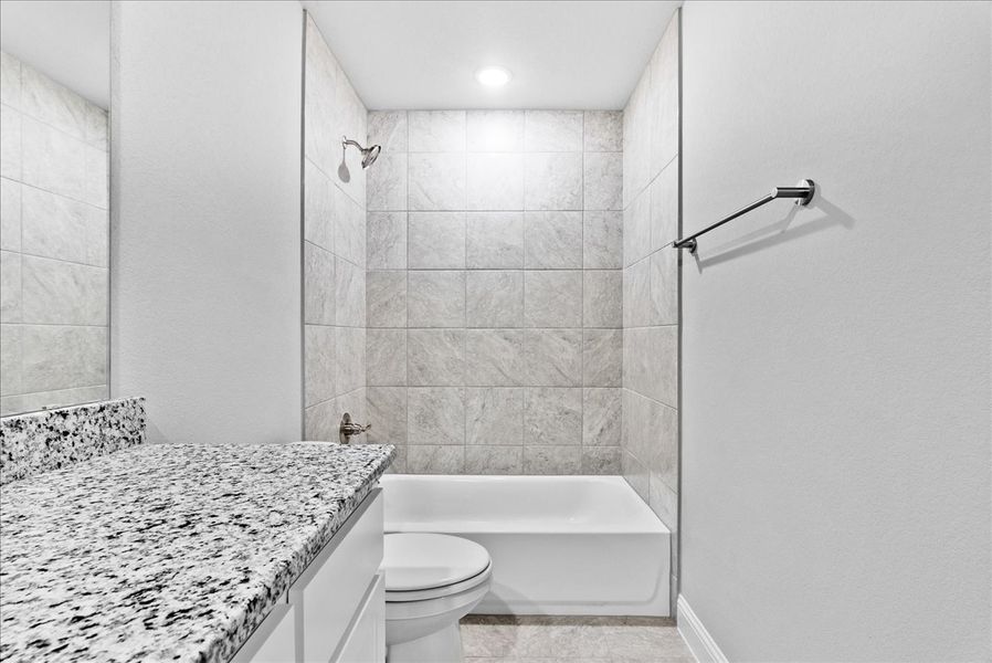 Representative furnished interior of a home built from the The Bradford by Doug Parr Custom Homes in Fair Oaks, Runaway Bay (Image 17). Representative furnished interior of a home built from the The Bradford by Doug Parr Custom Homes in Fair Oaks, Runaway Bay (Image 17).