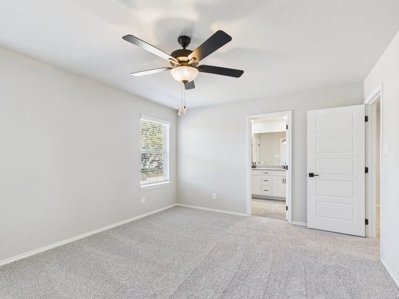 Spacious, unfurnished interior of a new home in Meadows at Oak Creek, San Antonio (Image 25). Spacious, unfurnished interior of a new home in Meadows at Oak Creek, San Antonio (Image 25).