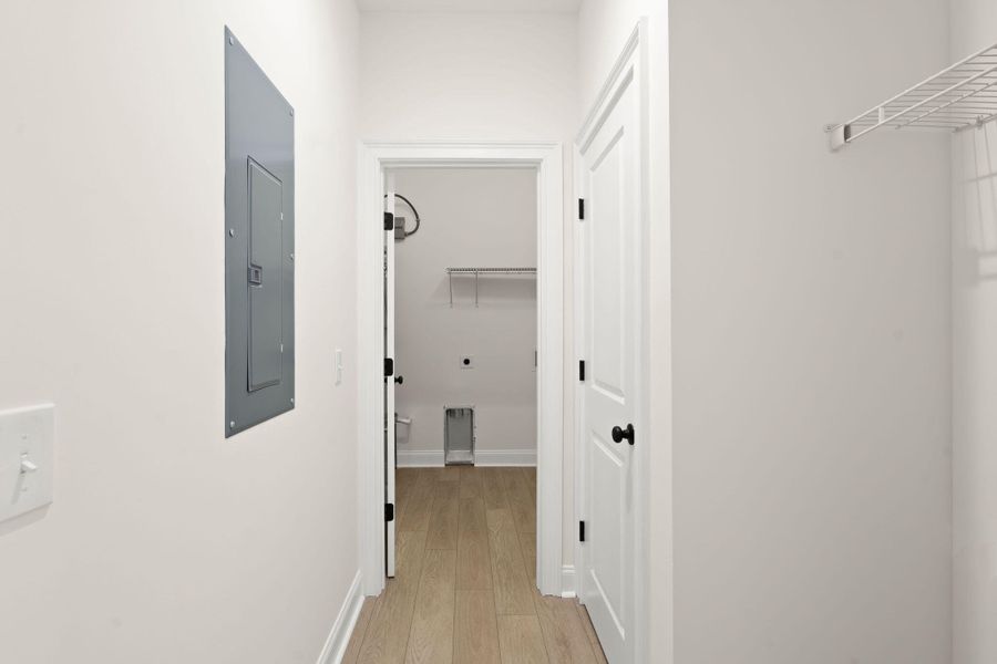 Spacious, unfurnished interior of a new home in , North Charleston (Image 22).