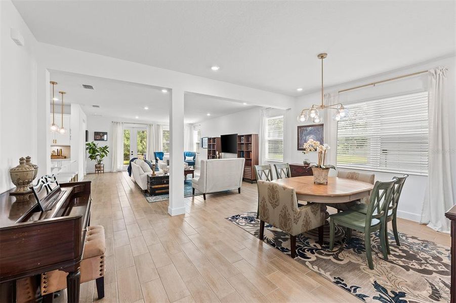 Furnished interior view inside a new home in , Clermont (Image 18).