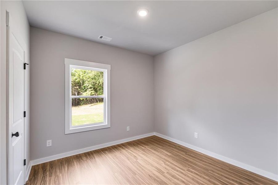 Spacious, unfurnished interior of a new home in , Buchanan (Image 21).