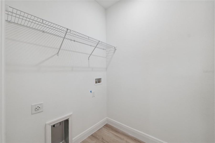 Furnished interior view inside a new home in , Ocala (Image 5).