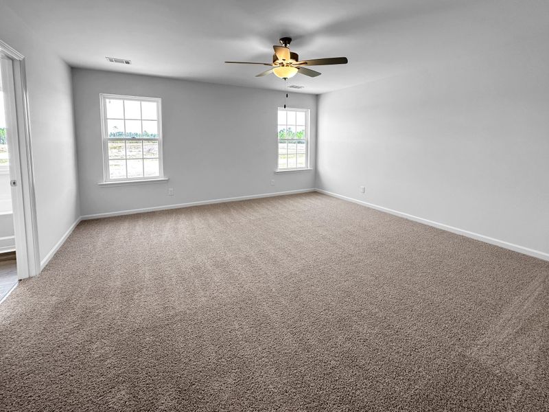 Spacious, unfurnished interior of a new home in Doctor's Creek, Ludowici (Image 16).
