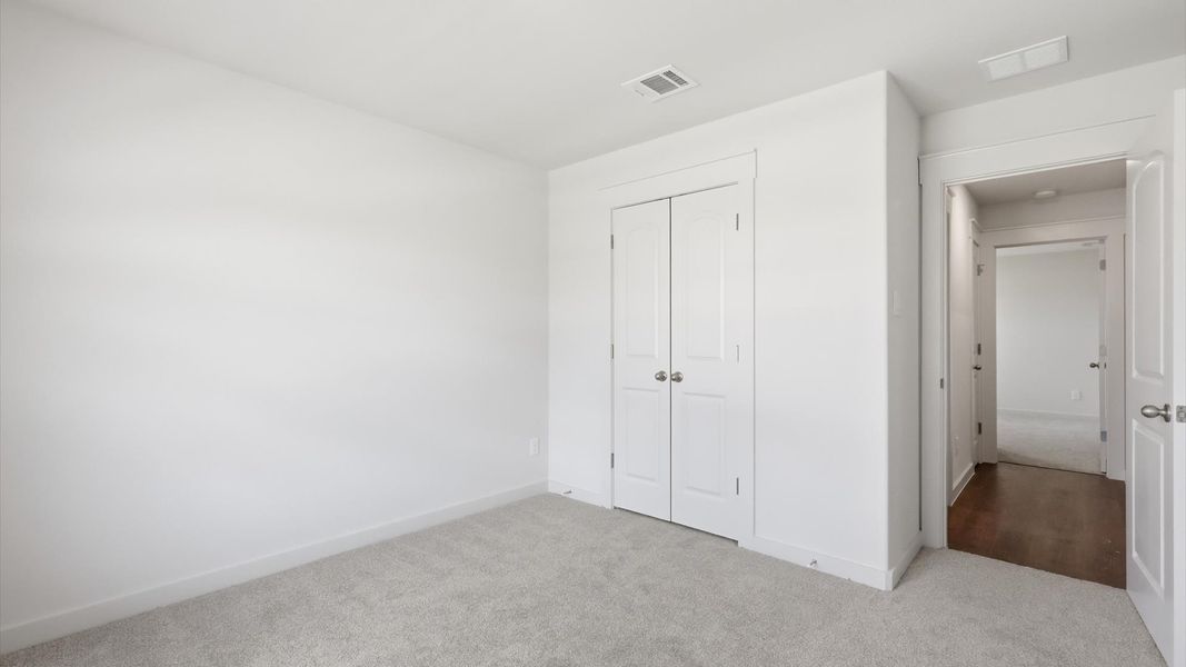 Furnished interior view inside a new home in Walden Pond, Forney (Image 33). Furnished interior view inside a new home in Walden Pond, Forney (Image 33).