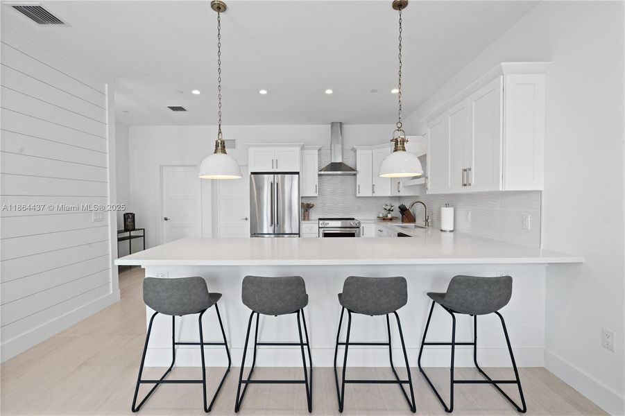 Furnished interior view inside a new home in , Islamorada, Village of Islands (Image 33).