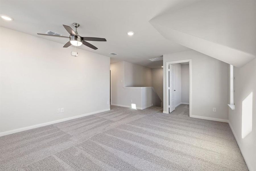 Lots of family fun time to be had in this wonderful game room!