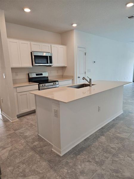 Furnished interior view inside a new home in Peace Creek Reserve: Legacy Collection, Winter Haven (Image 2). Furnished interior view inside a new home in Peace Creek Reserve: Legacy Collection, Winter Haven (Image 2).