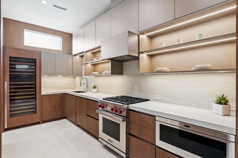 Furnished interior view inside a new home in , Boca Raton (Image 46). Furnished interior view inside a new home in , Boca Raton (Image 46).