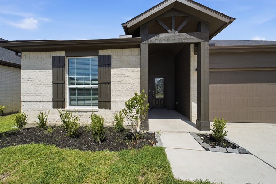 Image 36 of a home in Pecan Estates.