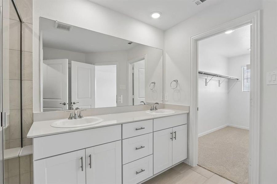Furnished interior view inside a new home in Oak Ridge Park, Corinth (Image 13).