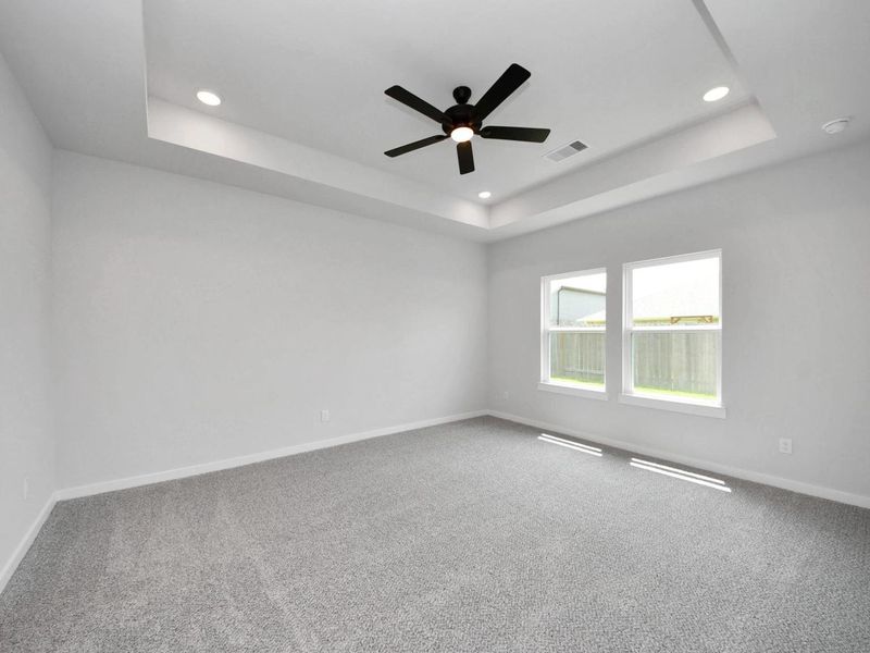 Spacious, unfurnished interior of a new home in River Ranch Meadows, Dayton (Image 32).