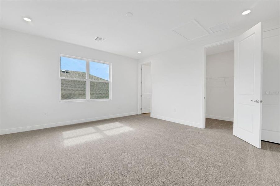 Spacious, unfurnished interior of a new home in Seaire, Parrish (Image 15). Spacious, unfurnished interior of a new home in Seaire, Parrish (Image 15).