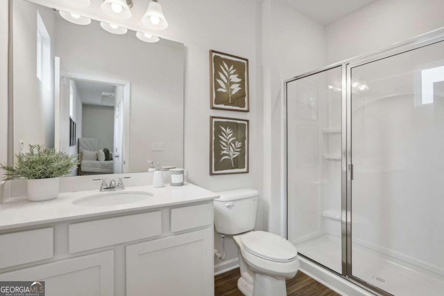 Furnished interior view inside a new home in Stonebridge North, Macon (Image 9).