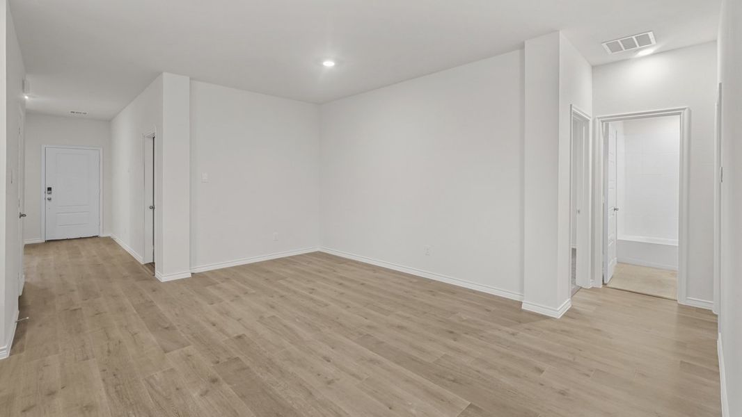 Spacious, unfurnished interior of a new home in Fireside by the Lake, Garland (Image 14).
