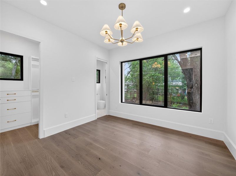Spacious, unfurnished interior of a new home in , Austin (Image 18).