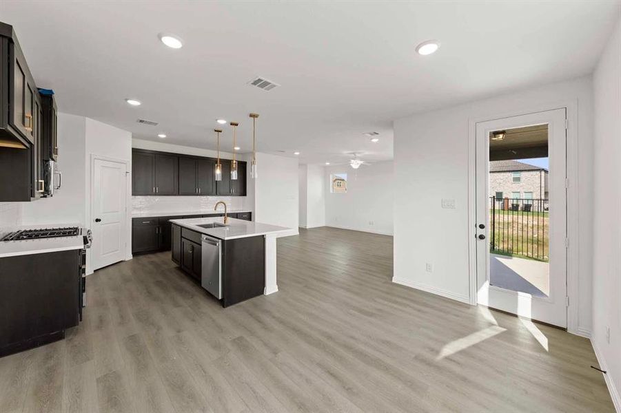 Furnished interior view inside a new home in Creekview Fossil Ridge, Pilot Point (Image 9).