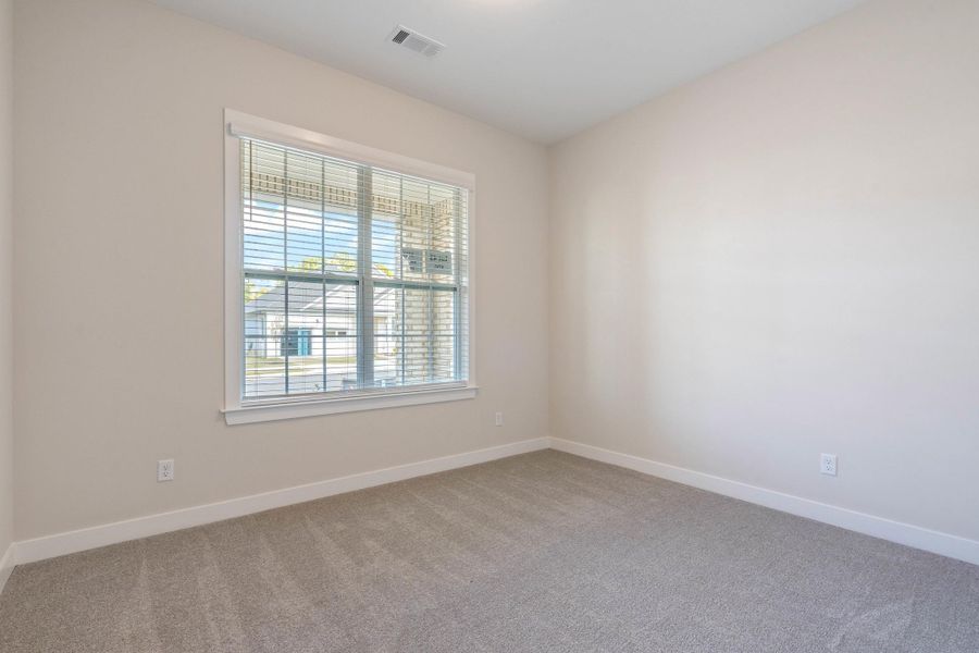 Spacious, unfurnished interior of a new home in Amherst, Cordova (Image 15).