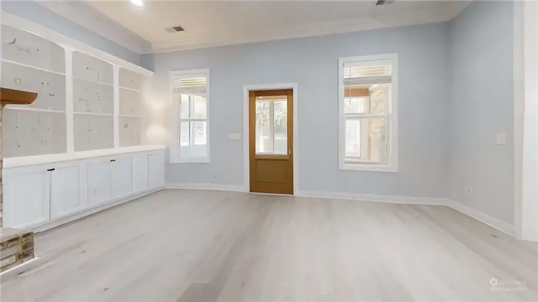 Spacious, unfurnished interior of a new home in , Rome (Image 46).